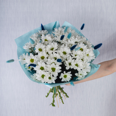 Букет из кустовых хризантем с лагурусом 35810