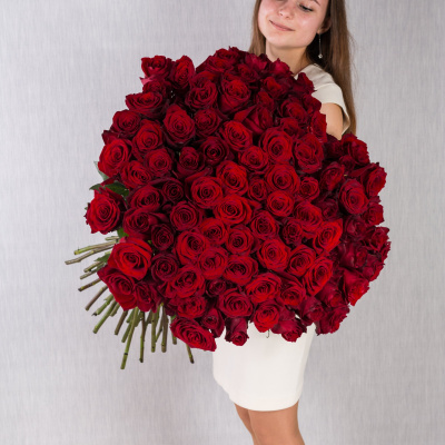 Букет из 101 Красной розы с крупным бутоном 6956