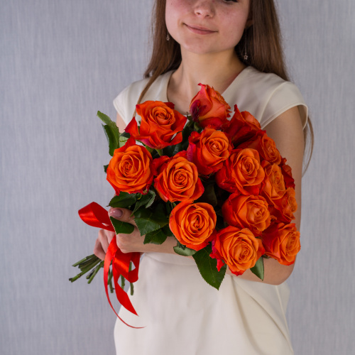 Букет из 15 оранжевых Эквадорских роз 40 см. с крупным бутоном арт. 50564