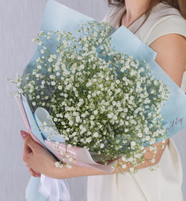 Небольшой букет из белых гипсофил 35807