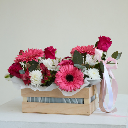 Ящик с герберами школьный арт. 84611